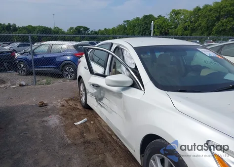 2014 Nissan Altima 2.5 S из США, поврежденный, VIN 1N4AL3AP6EC276834